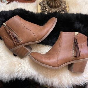 Brown country booties